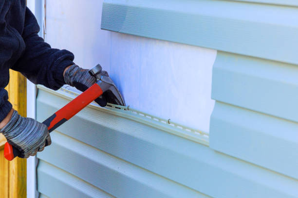 Reliable Siding Repair contractor in Bethesda, MD by Creative Siding